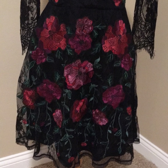 Express Black and Red Floral Open Back Dress - Picture 2 of 4